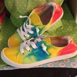 Custom tye dye sneakers